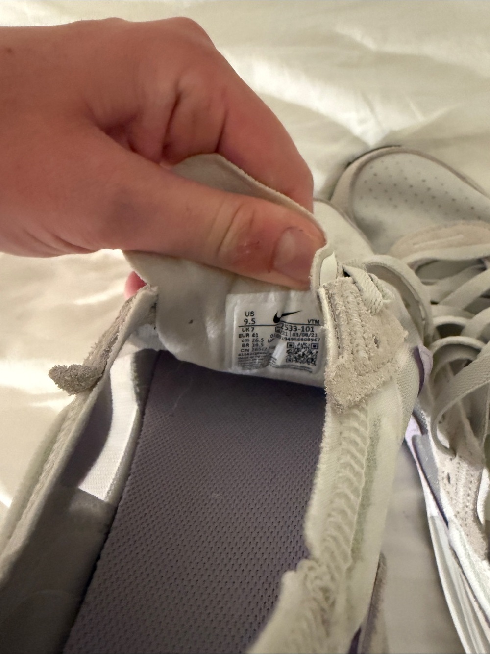 Nike Women's Light Gray and Lavender Running Sneaker - Picture 5 of 7